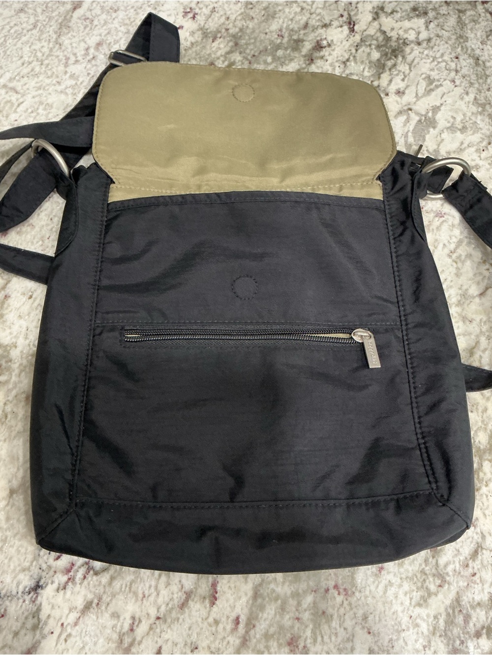 Baggallini Black Crossbody Bag - Picture 11 of 12